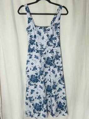 Banana Republic Romantic Cottagecore Blue Toile Floral Square Neck Sundress